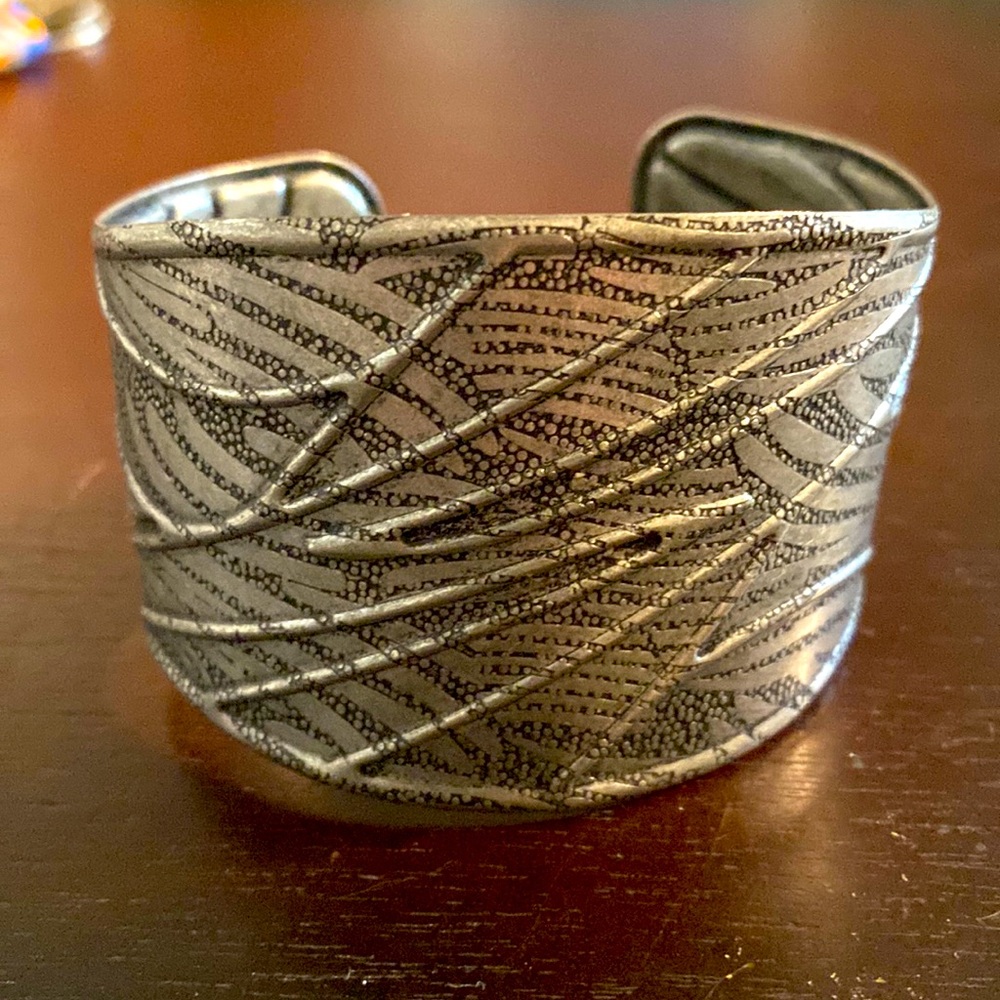 Handcrafted Metal Braclet